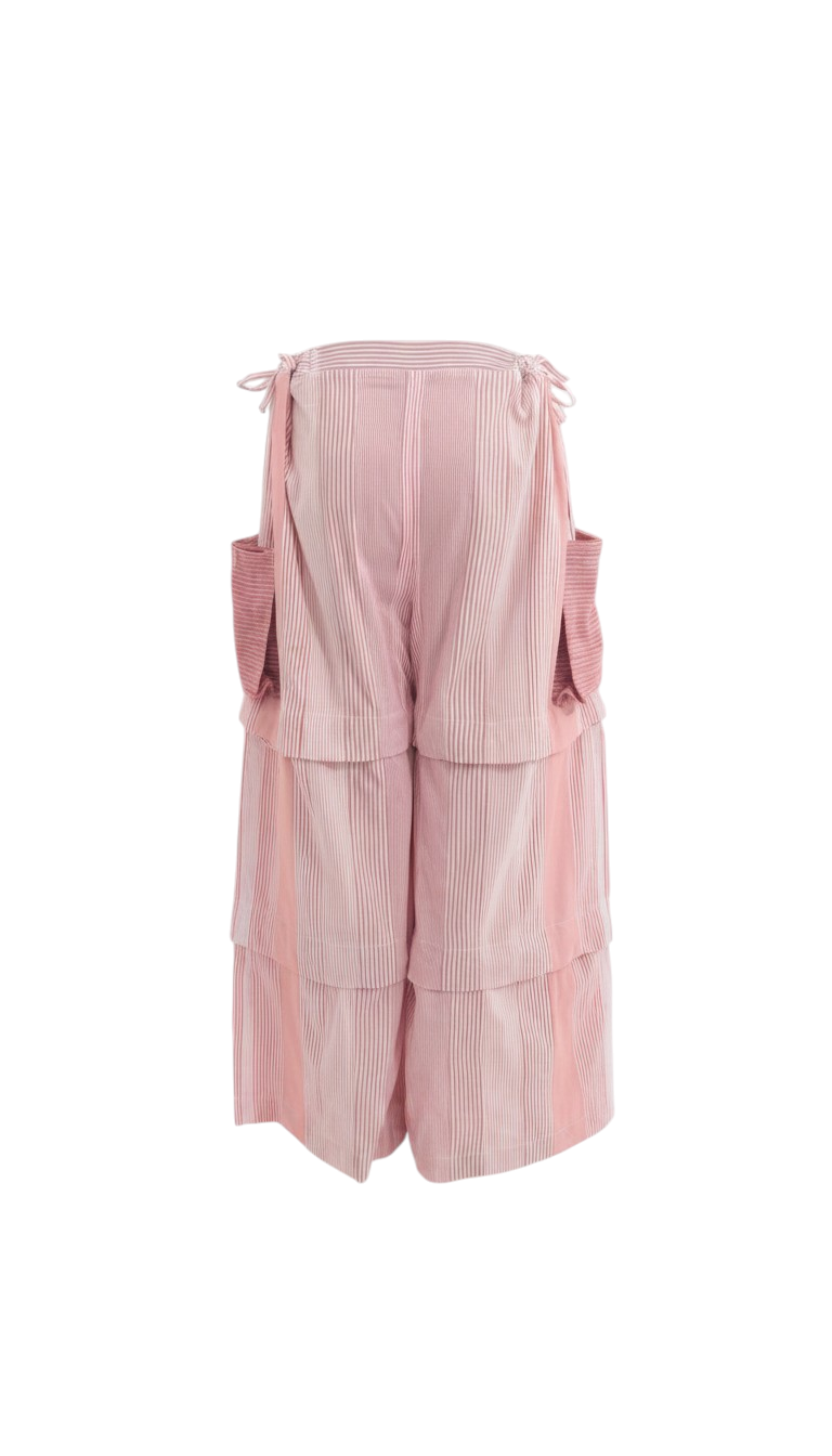 Buttoned down pants
