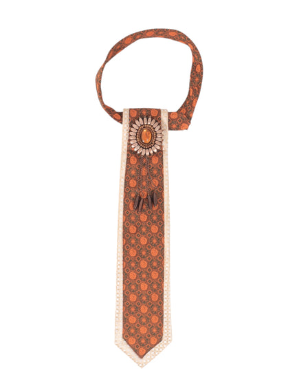 Neck(lace) Tie