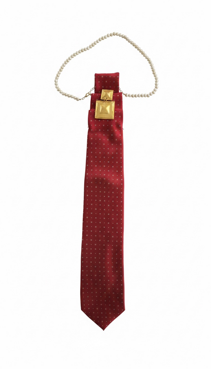 Neck(lace) Tie