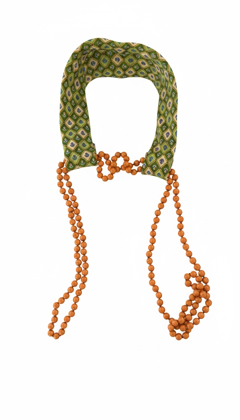 Neck(lace) Tie