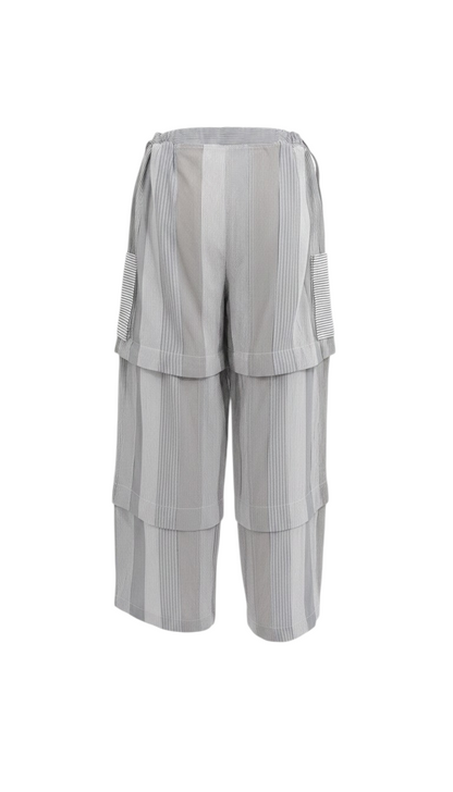 Buttoned down pants