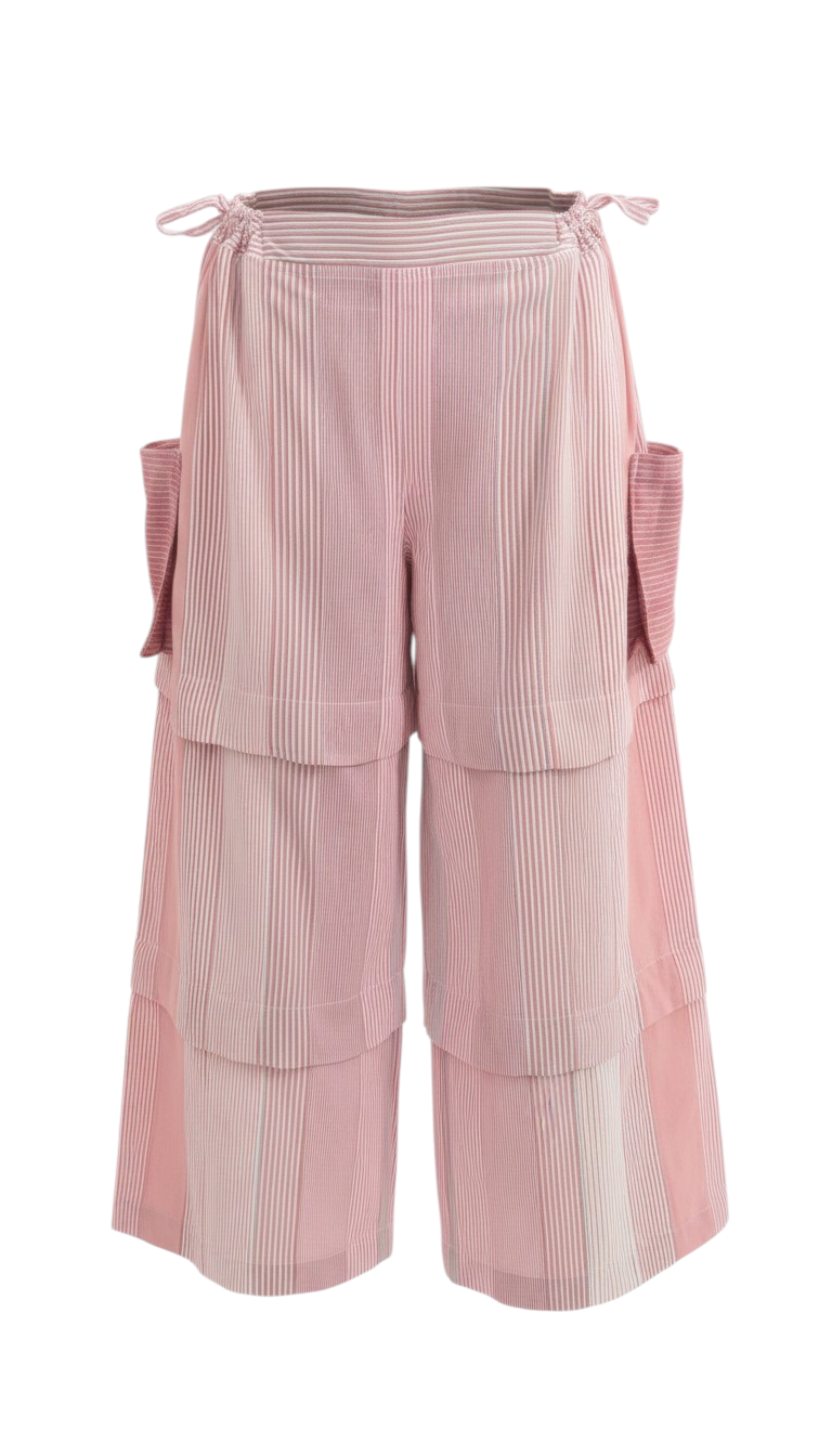 Buttoned down pants